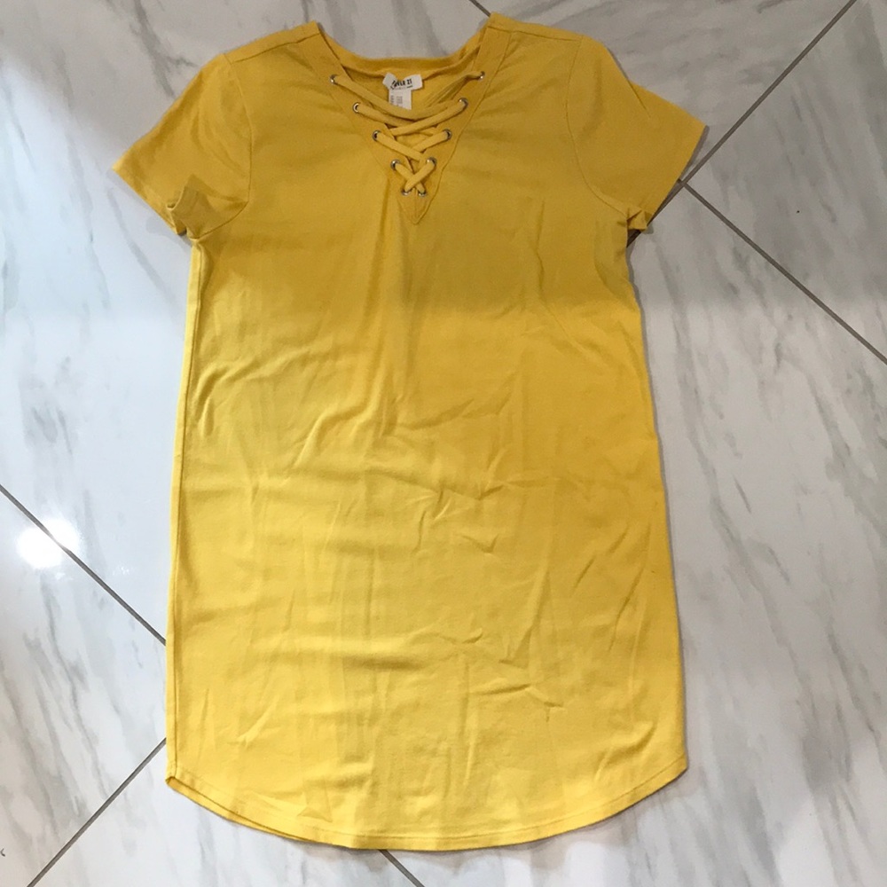 Girls yellow dress